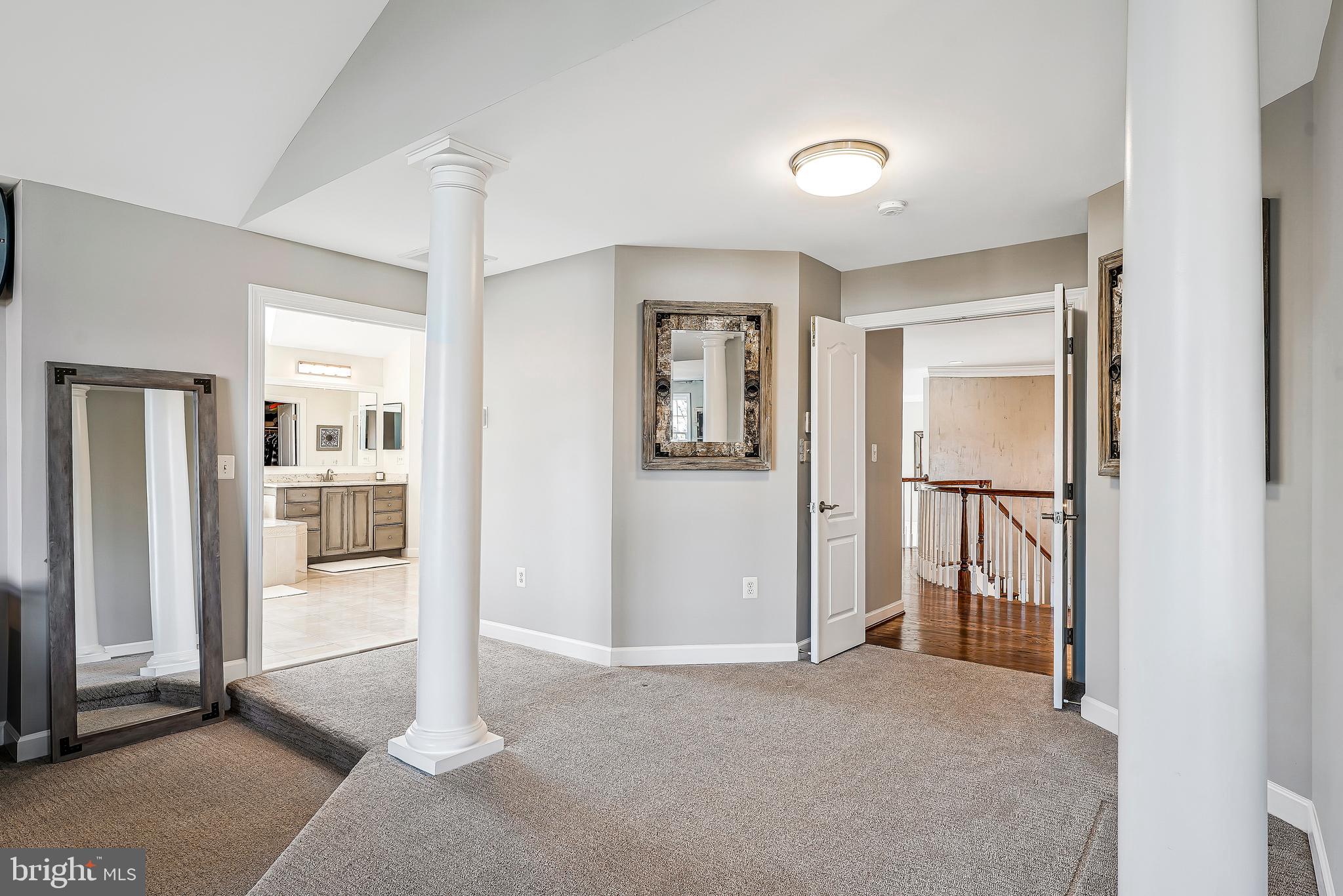 LONG ACRES - Residential