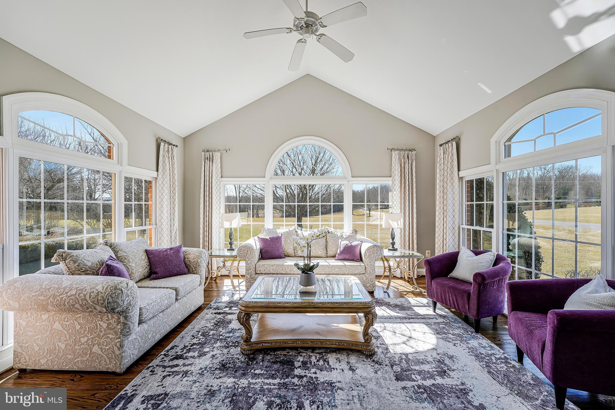 LONG ACRES - Residential