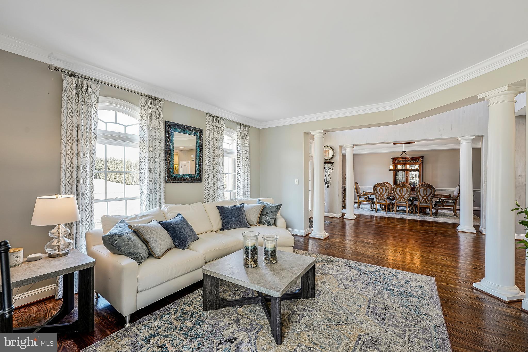 LONG ACRES - Residential