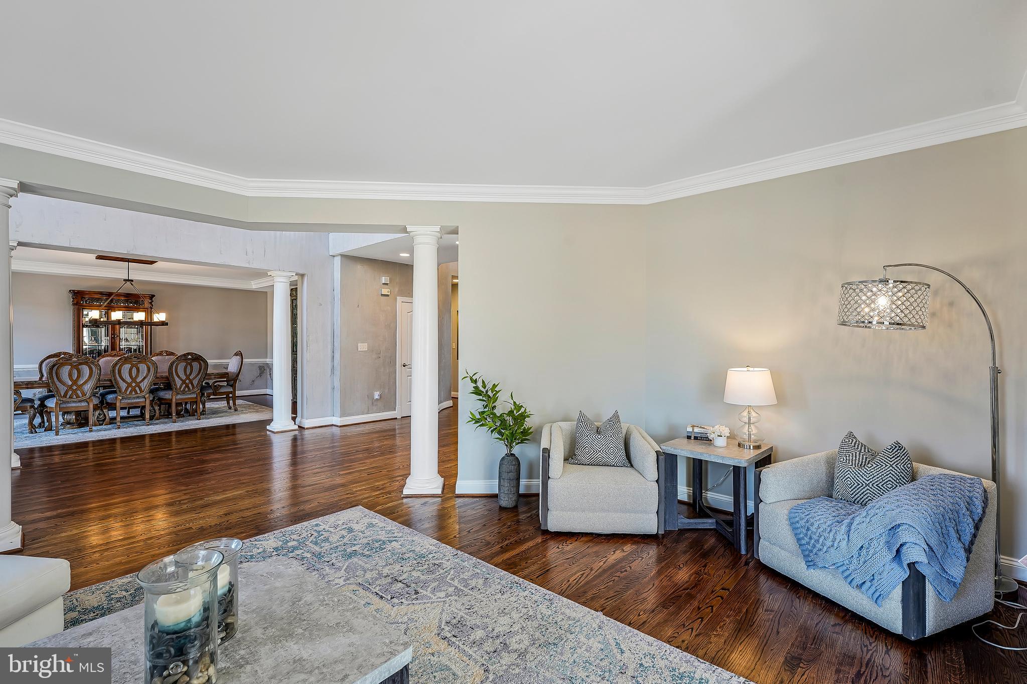 LONG ACRES - Residential