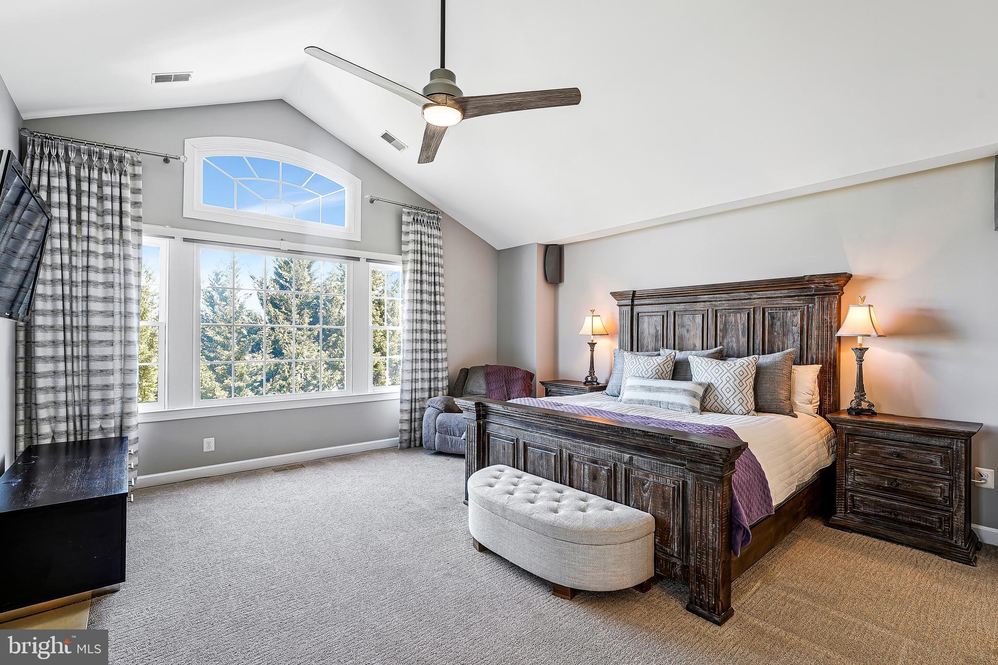 LONG ACRES - Residential