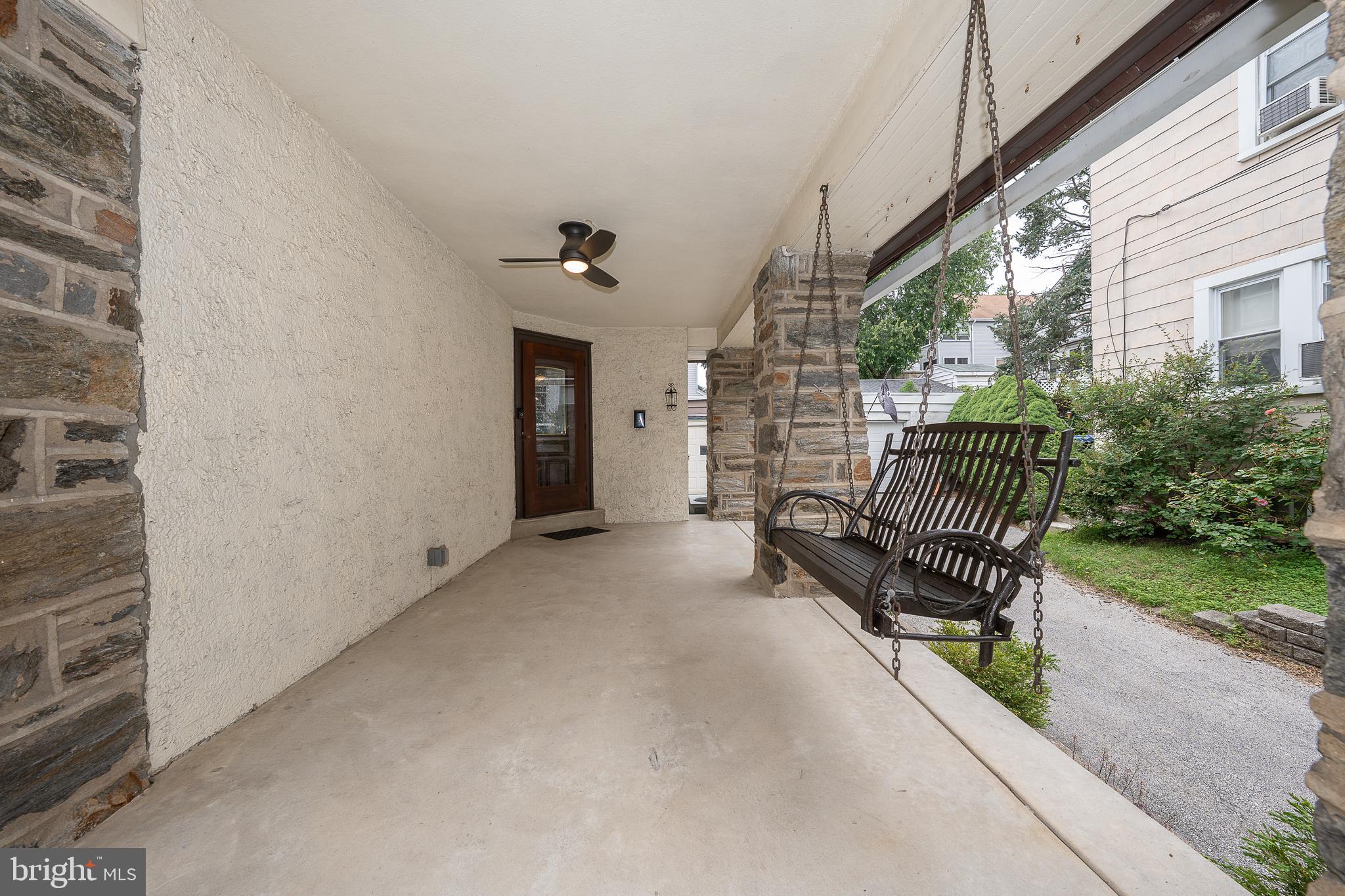 4613 WOODLAND AVENUE