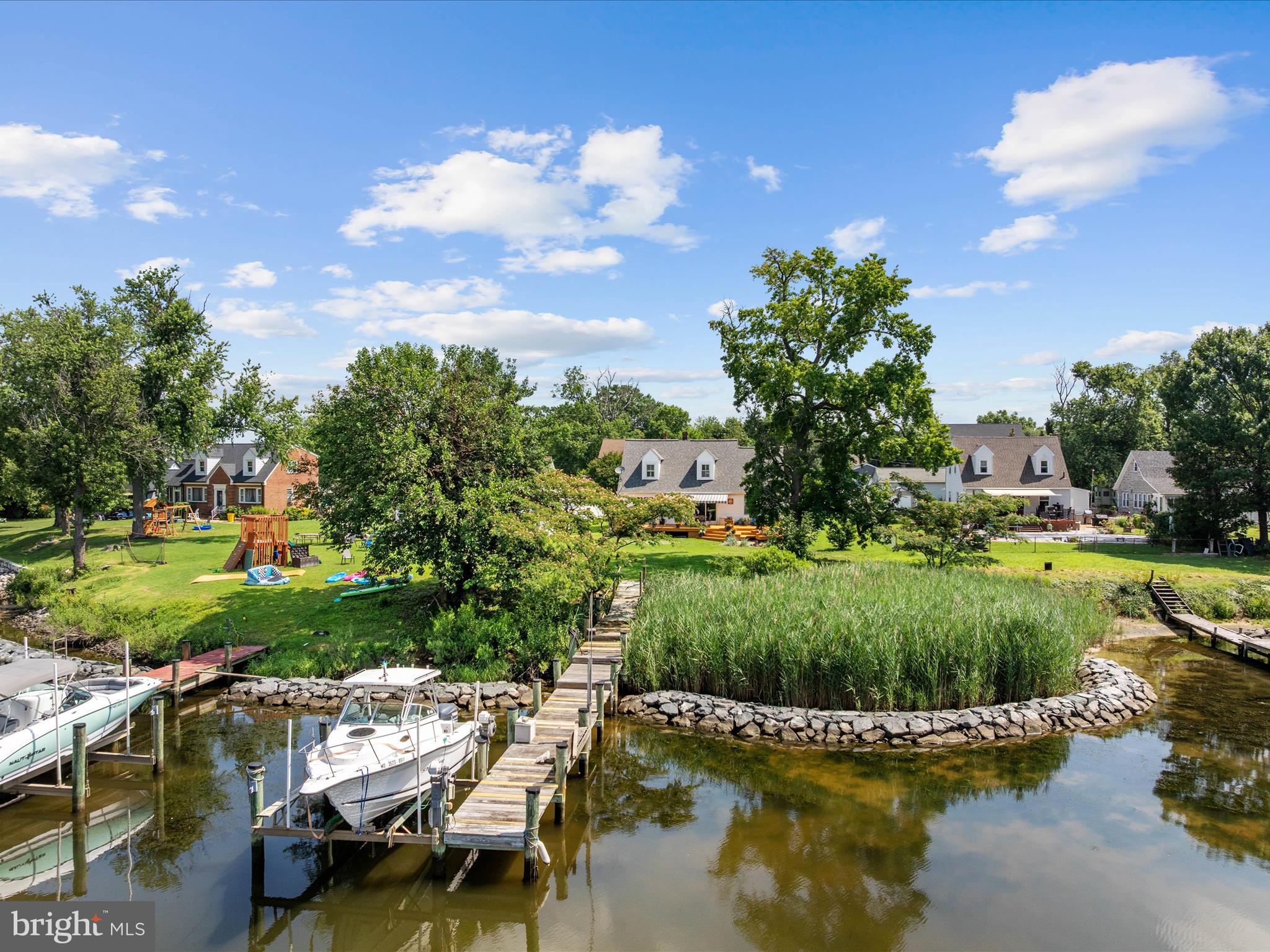 RIVIERA BEACH - Residential