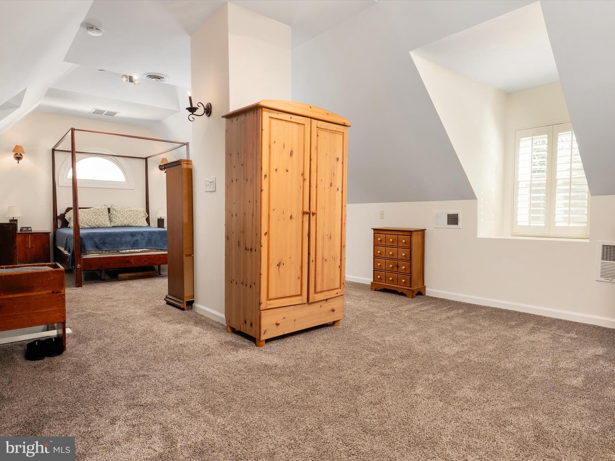 RIVIERA BEACH - Residential