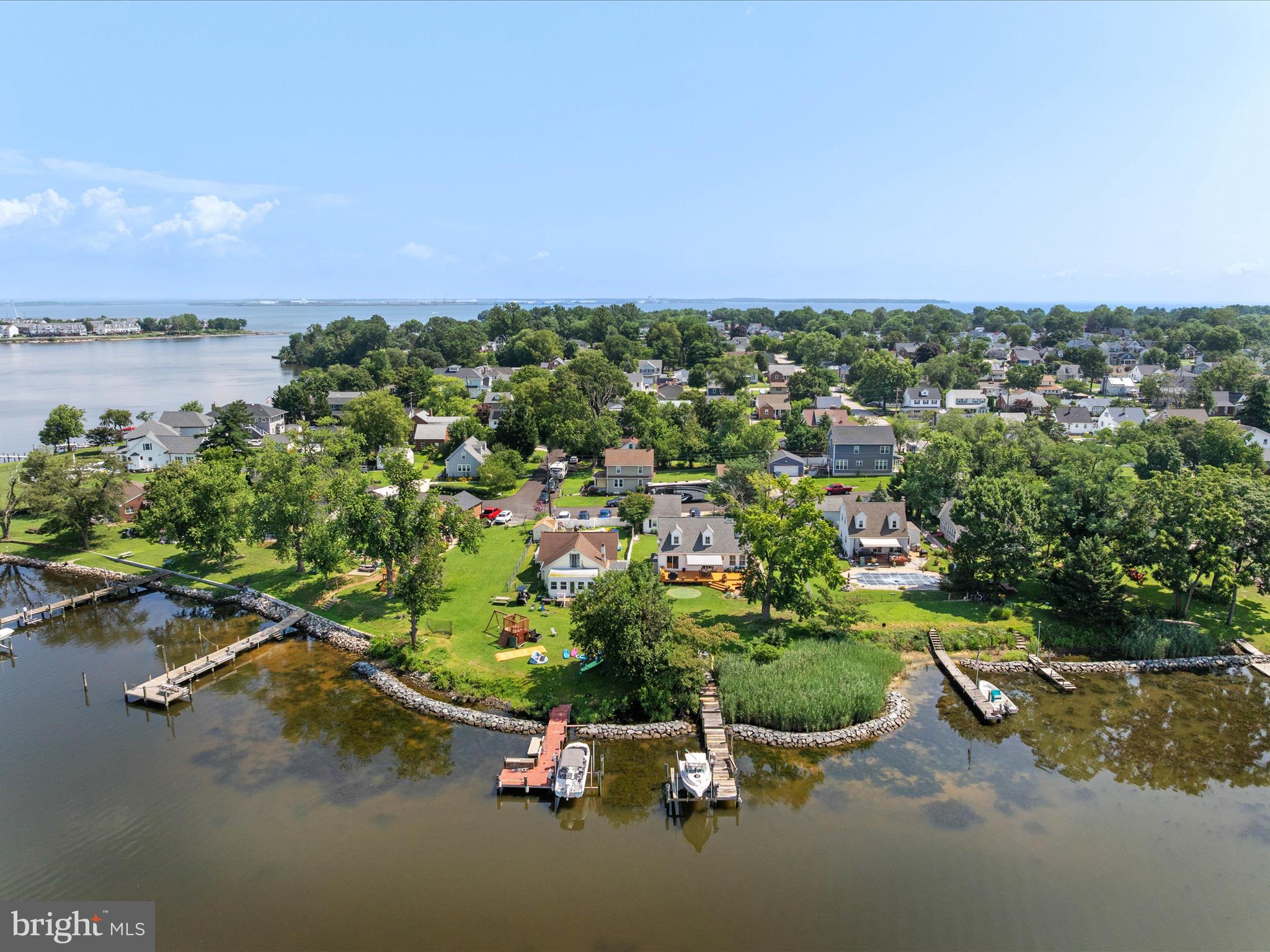 RIVIERA BEACH - Residential