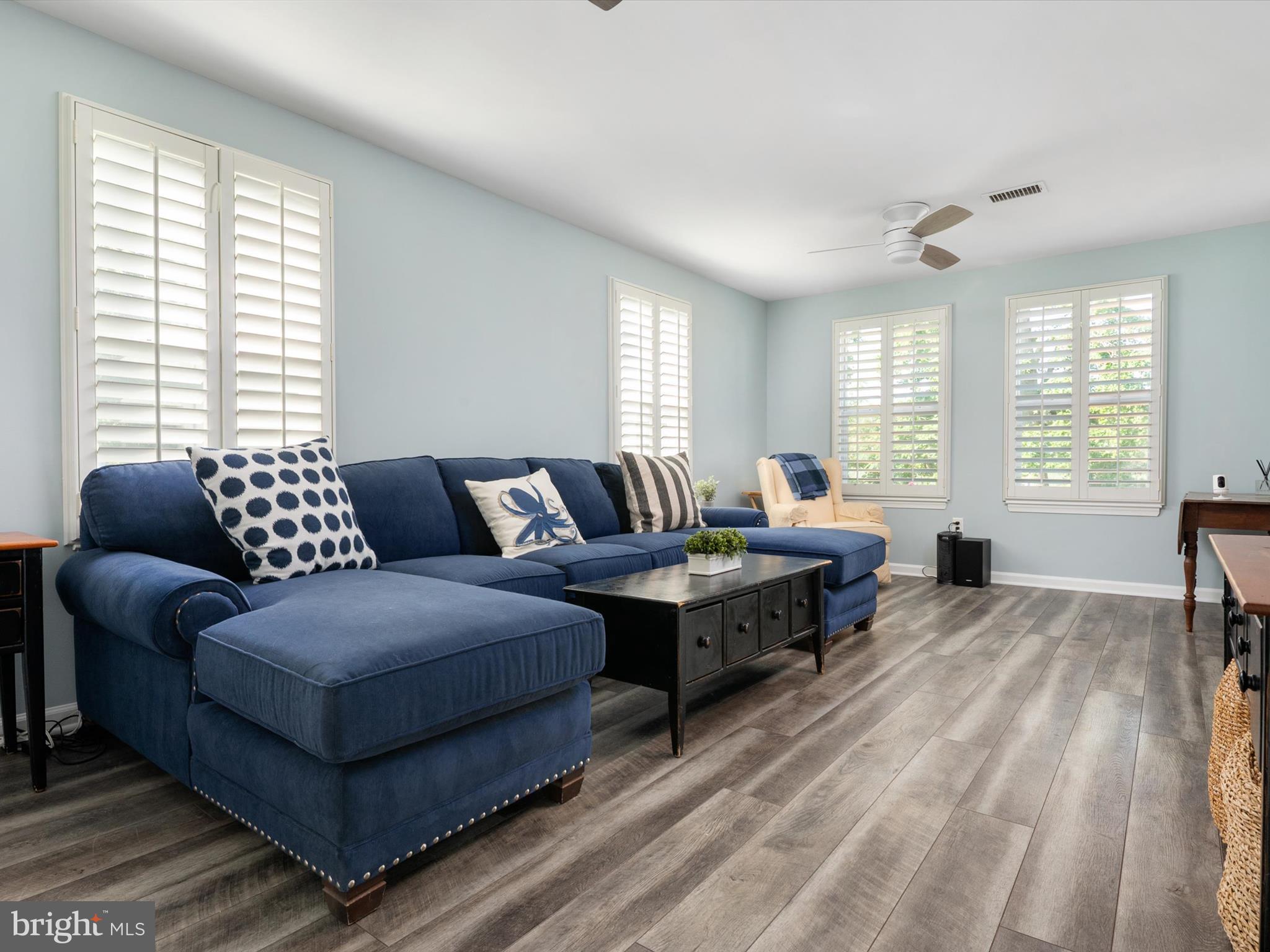 RIVIERA BEACH - Residential