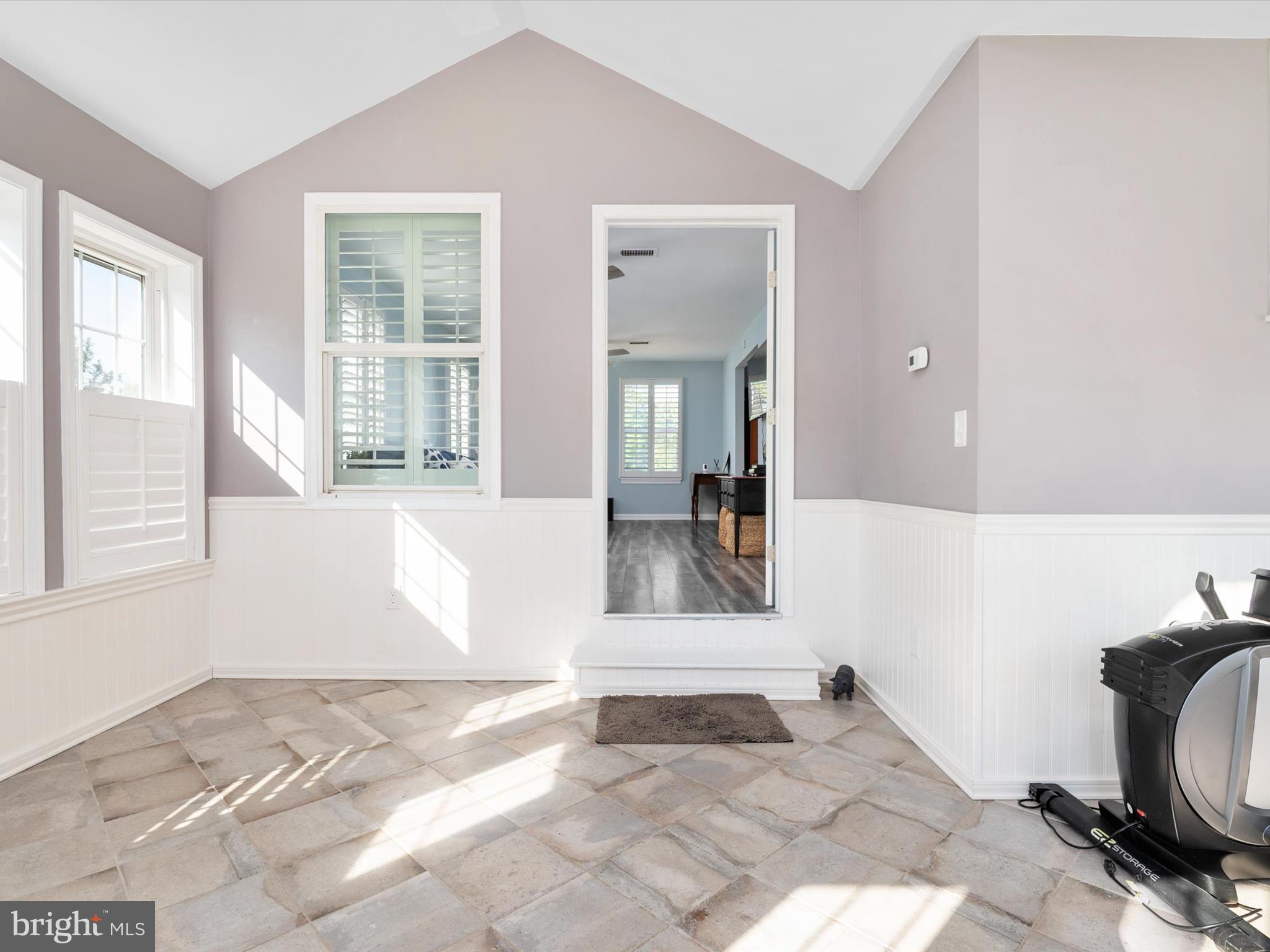 RIVIERA BEACH - Residential