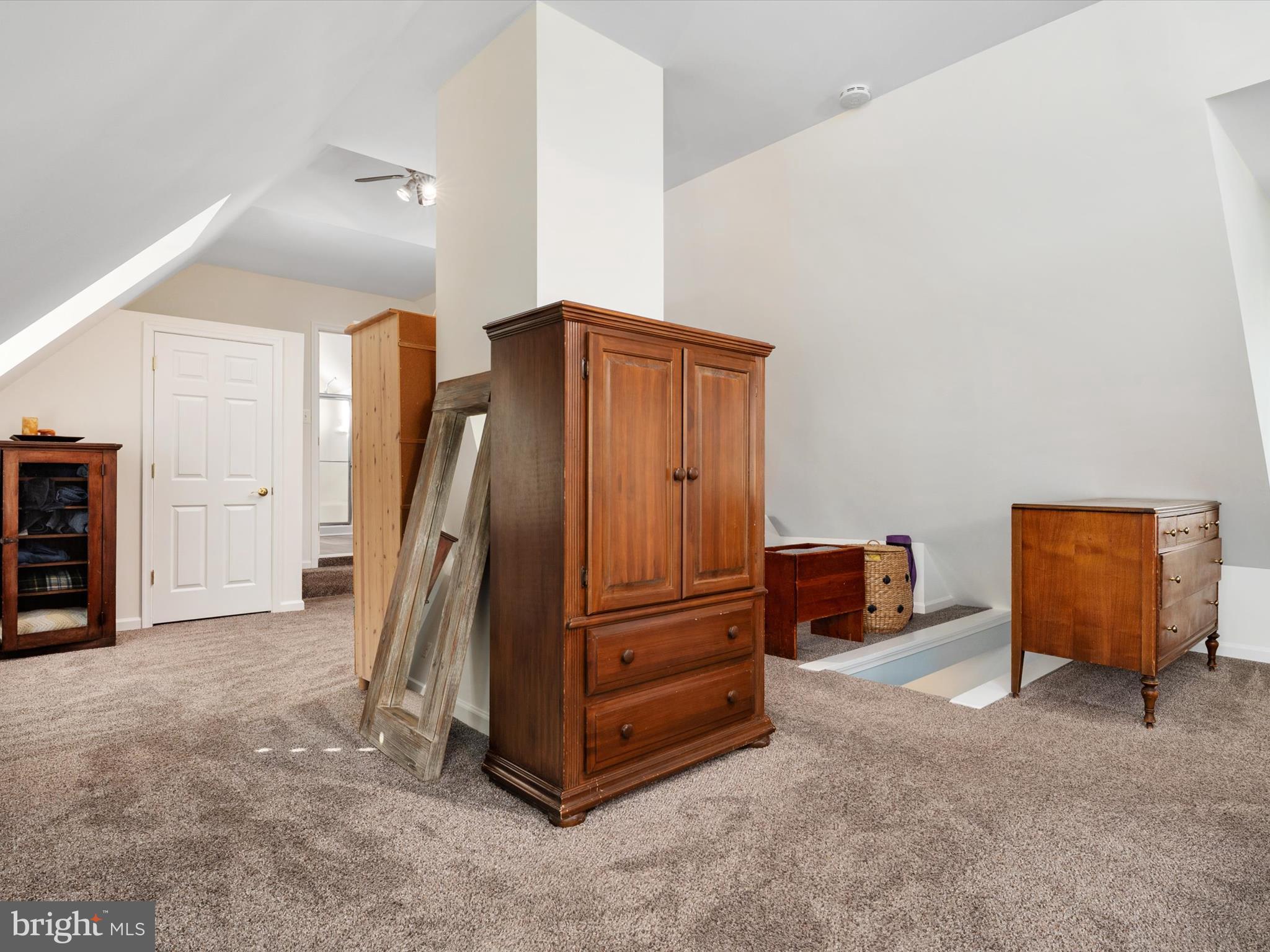 RIVIERA BEACH - Residential