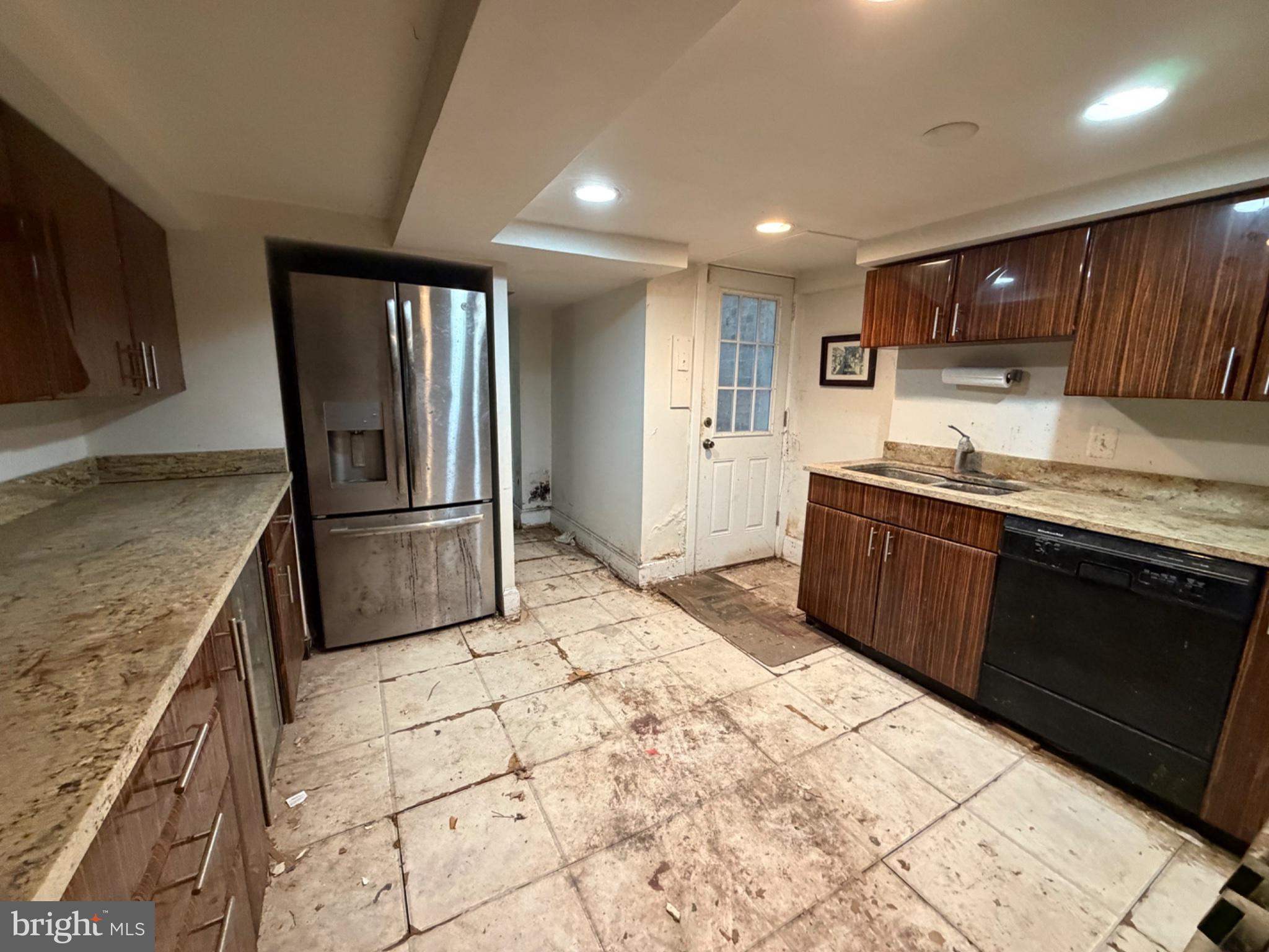 1231 33RD STREET NW