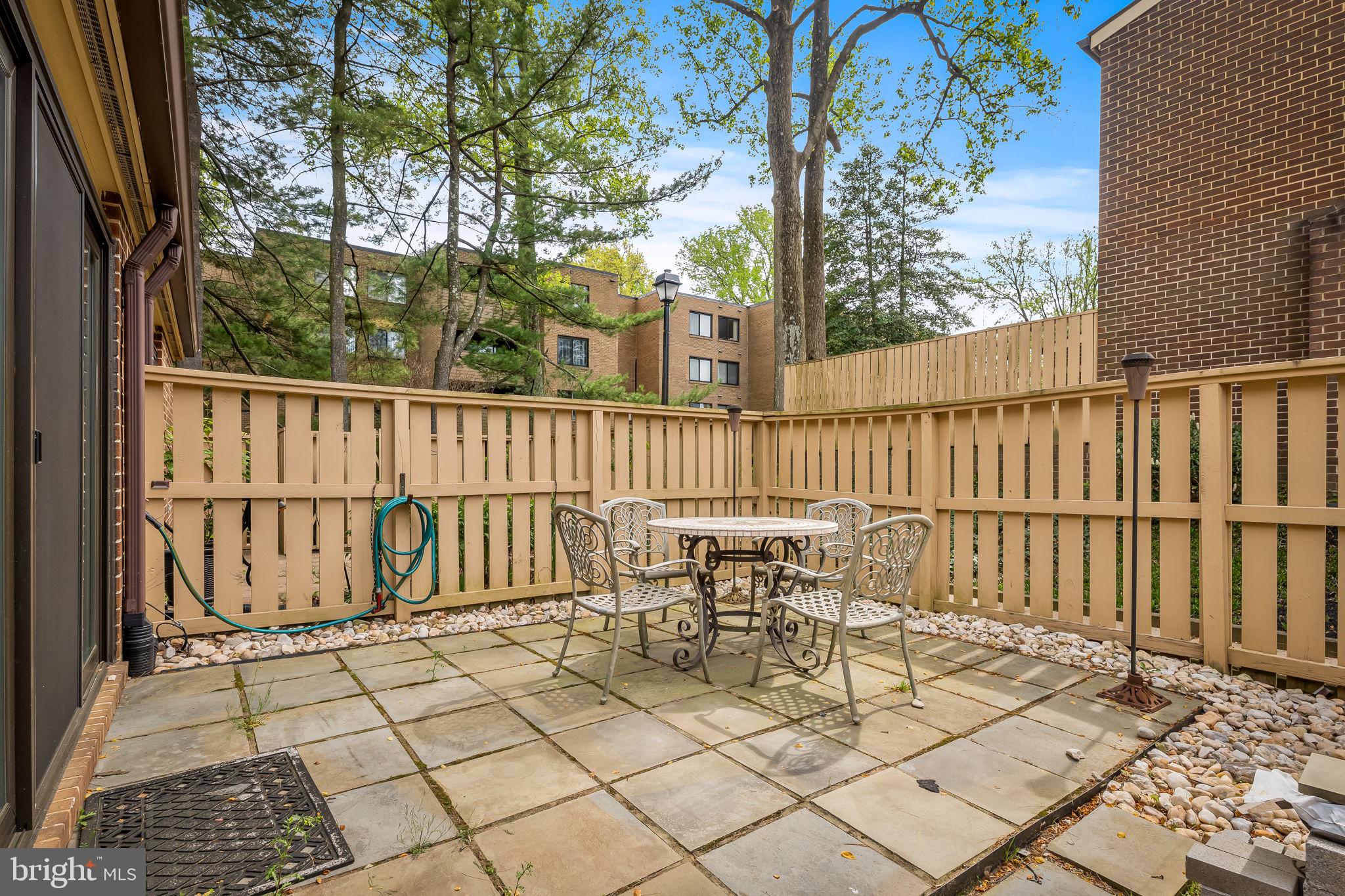 ANNEN WOODS - Residential