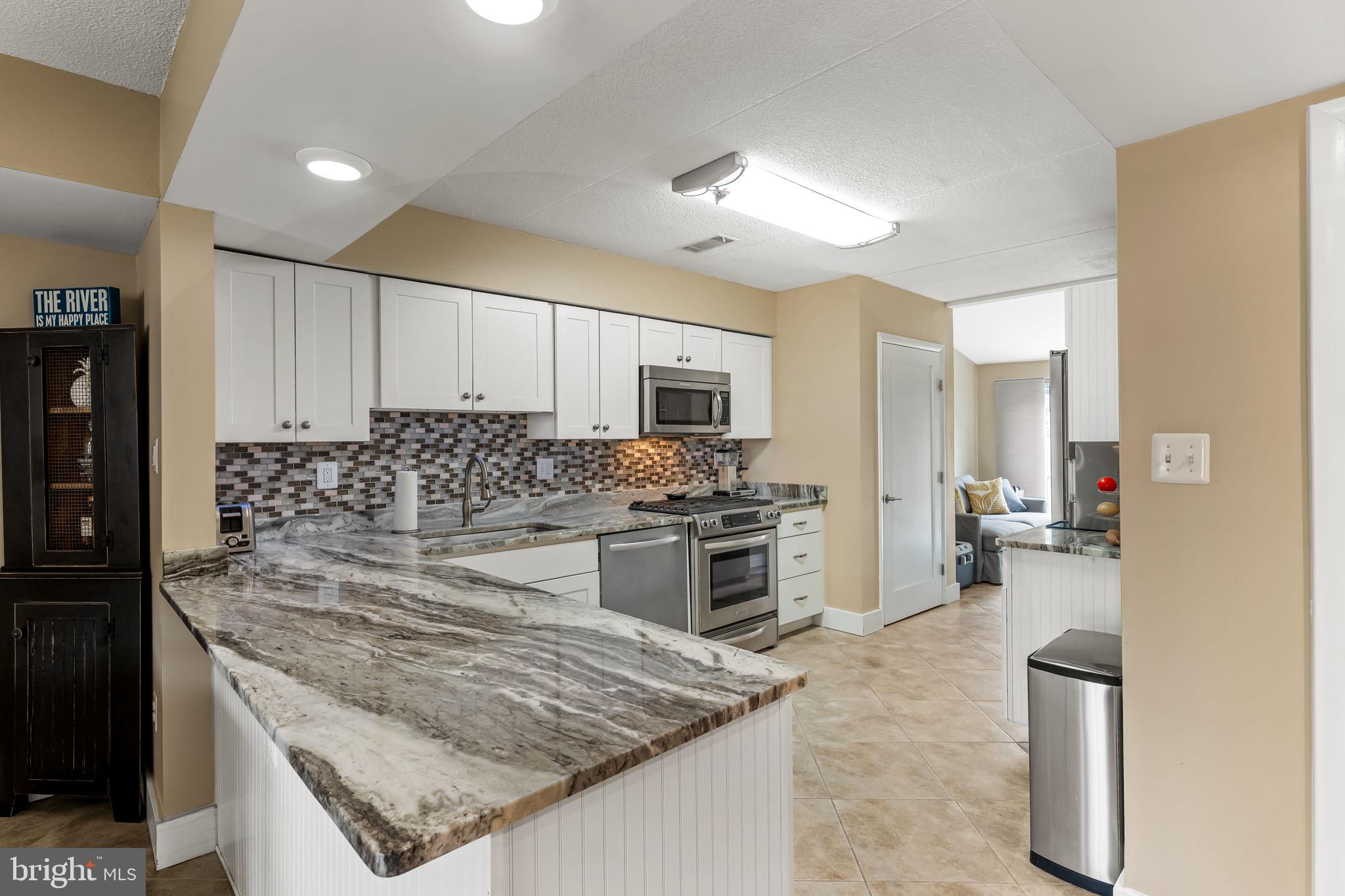 ANNEN WOODS - Residential