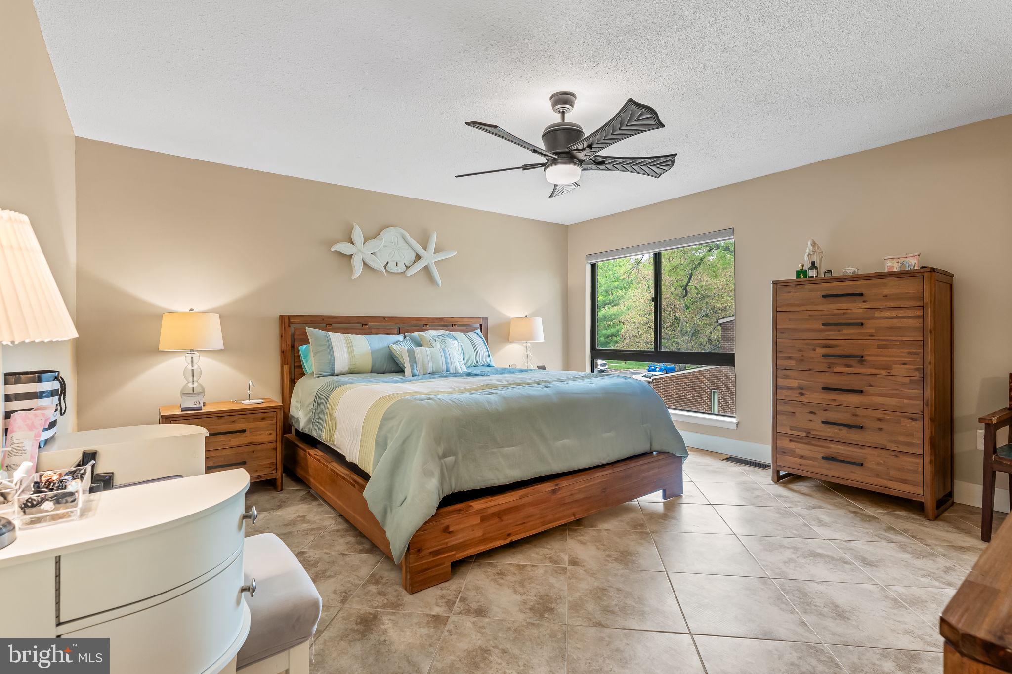 ANNEN WOODS - Residential