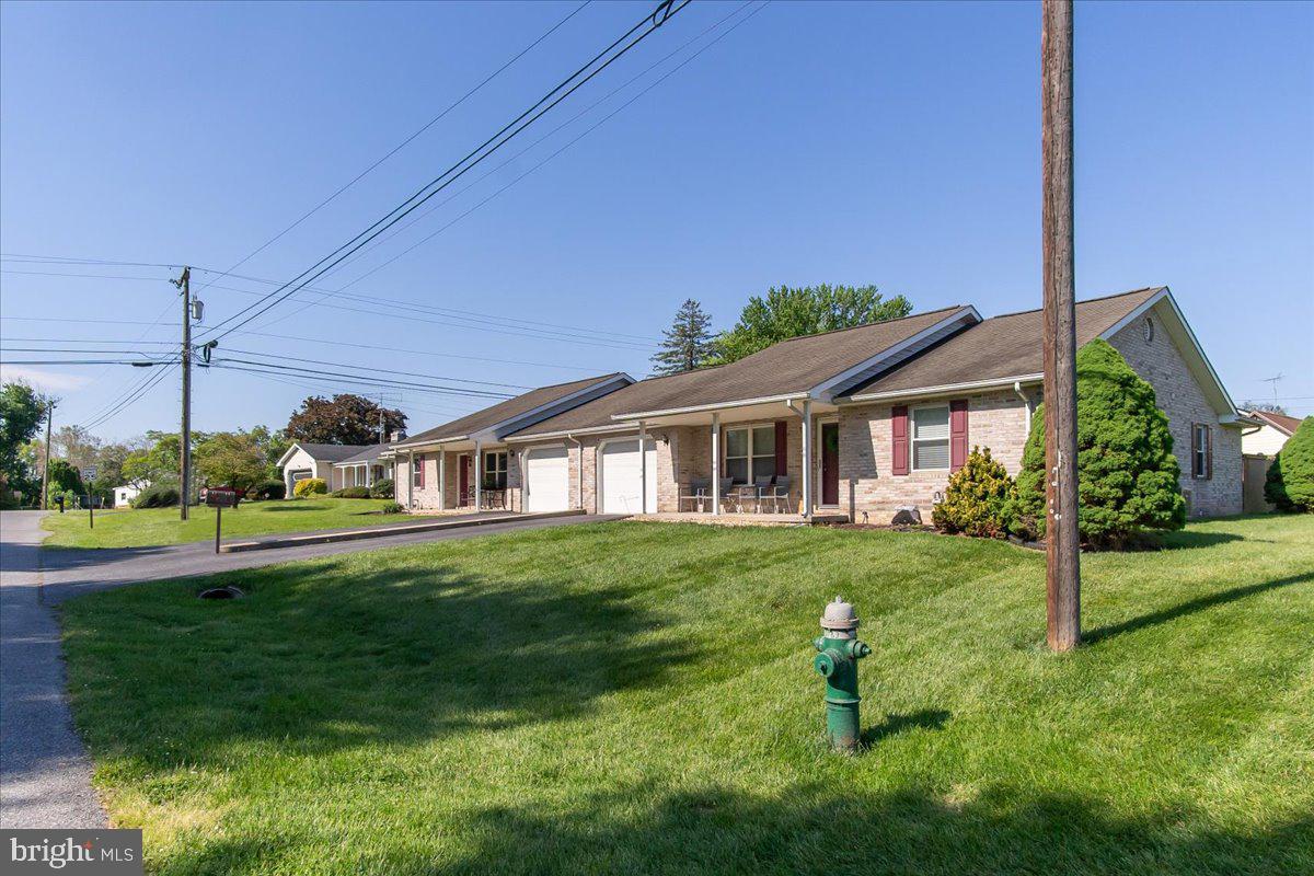 FOUNTAIN HEAD - Residential