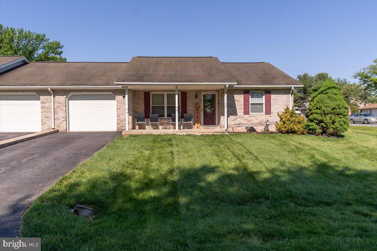 FOUNTAIN HEAD - Residential