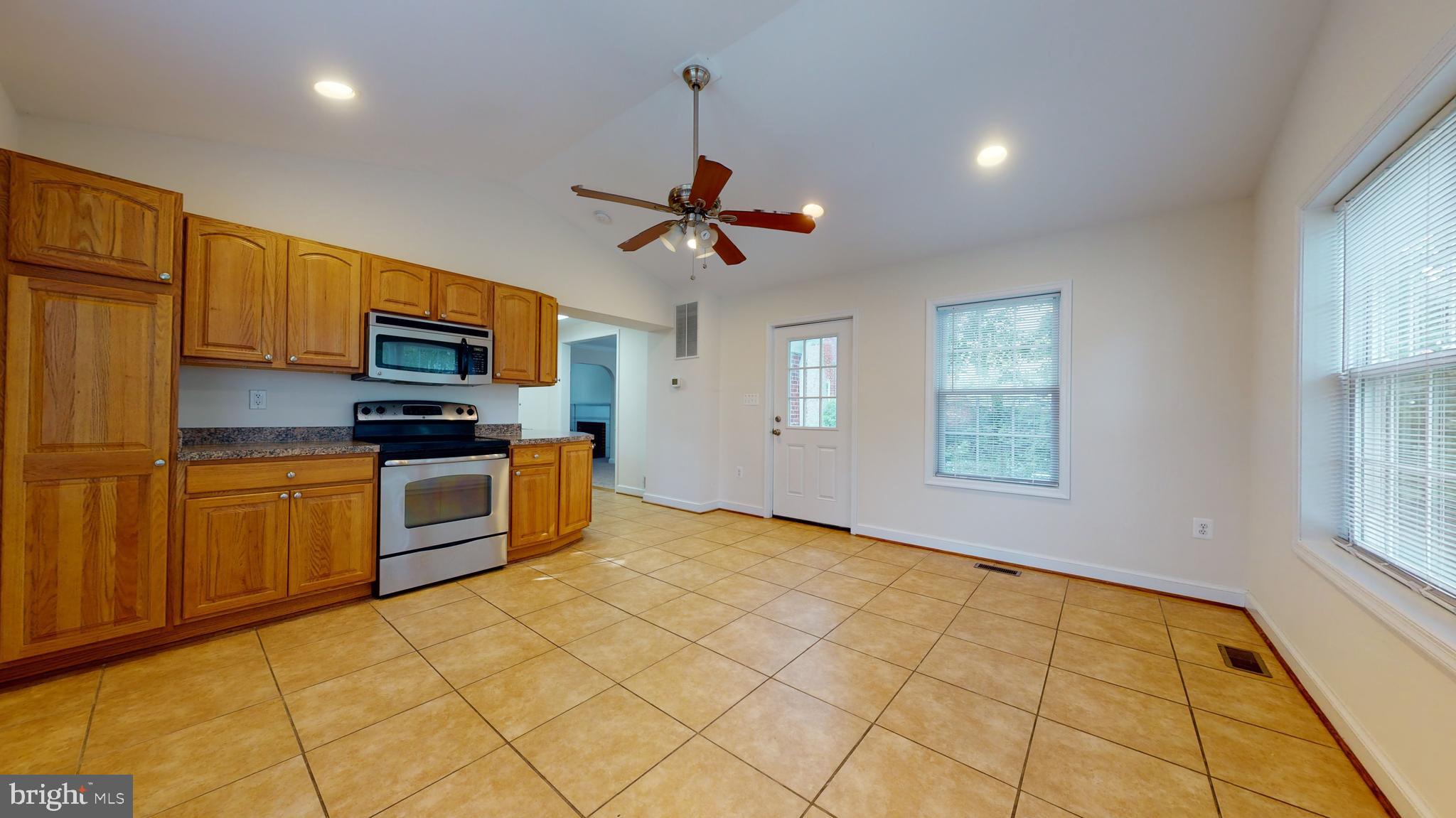 GEORGE MASON TERRACE - Residential Lease