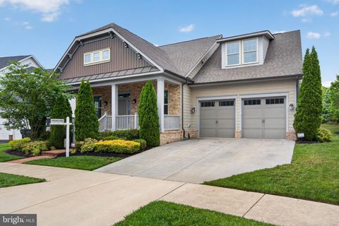 Photo of 17017 Silver Arrow Drive, DUMFRIES, VA 22026 (MLS # VAPW2120626)