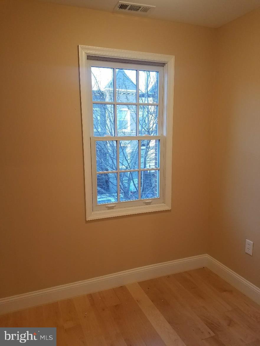 TRUXTON CIRCLE - Residential Income