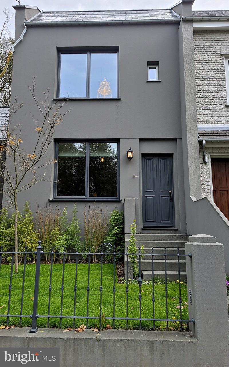 1105 MORSE STREET NE