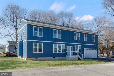 1542 HODGES AVENUE GLEN BURNIE MD 21060