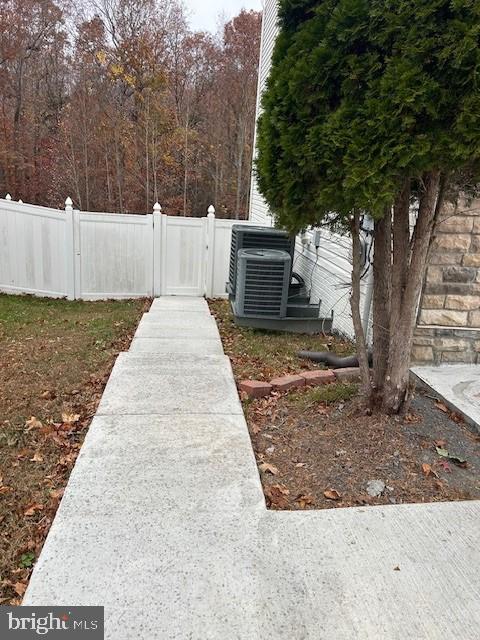 EAGLES POINTE - Residential Lease