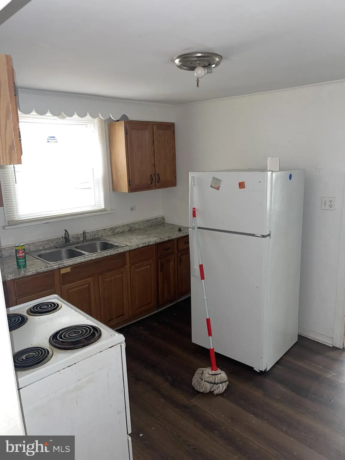 Chester, Pennsylvania 19013, United States, 3 Bedrooms Bedrooms, ,1 BathroomBathrooms,Residential,Active,171446