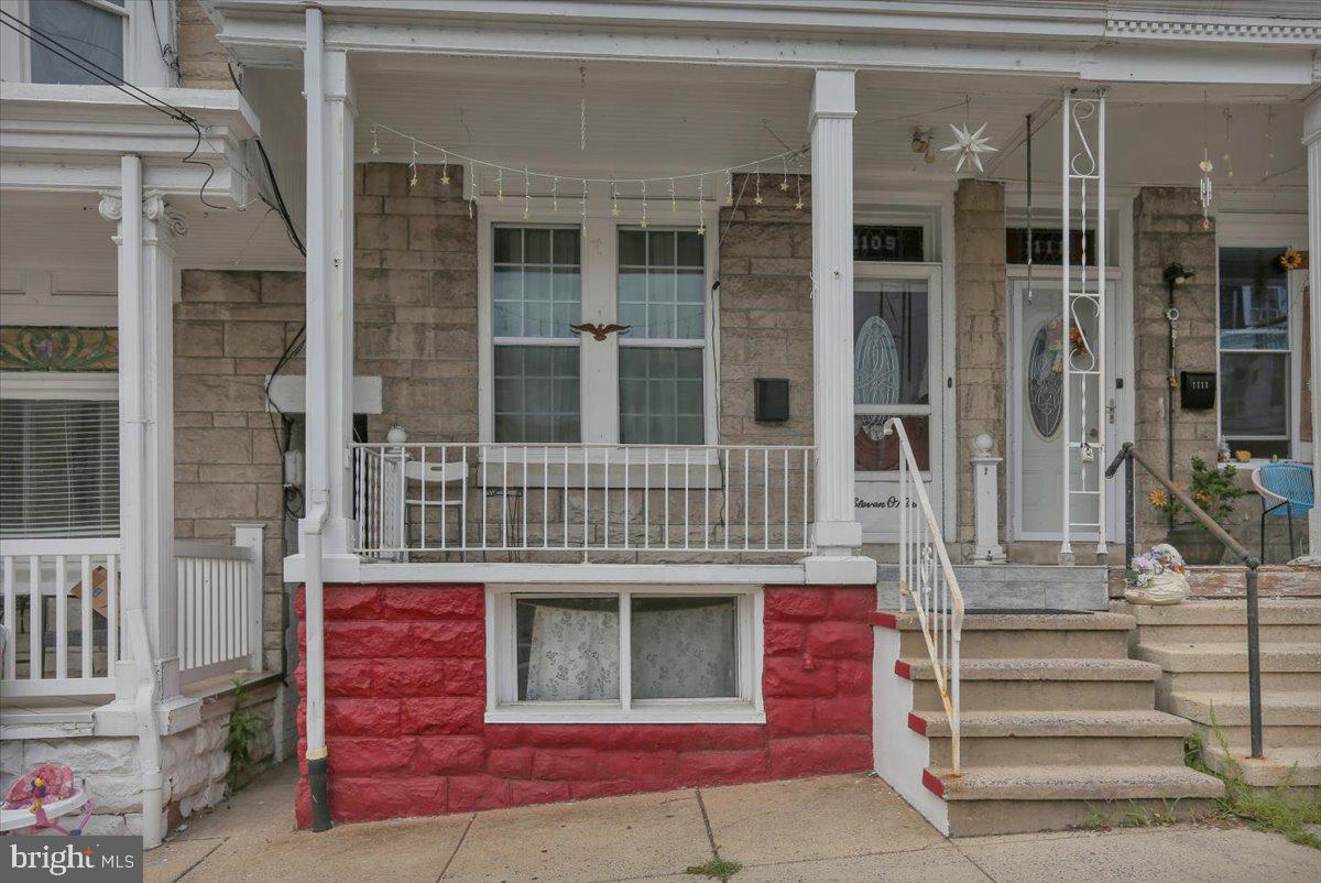 1109 MARION STREET