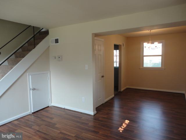 IVERSON COURTS CONDO - Residential Lease