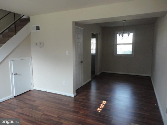 IVERSON COURTS CONDO - Residential Lease