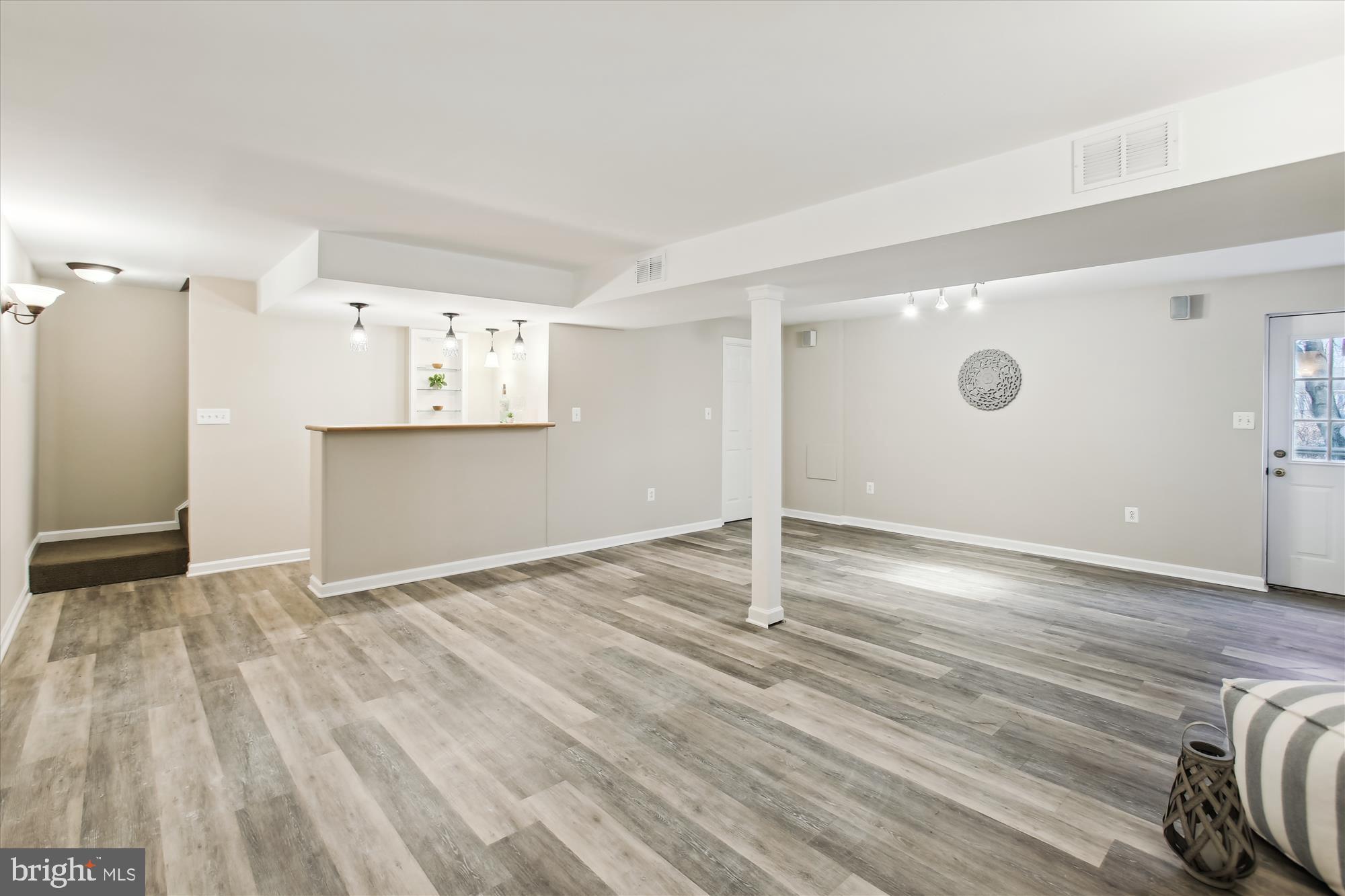 BALLENGER CREEK - Residential