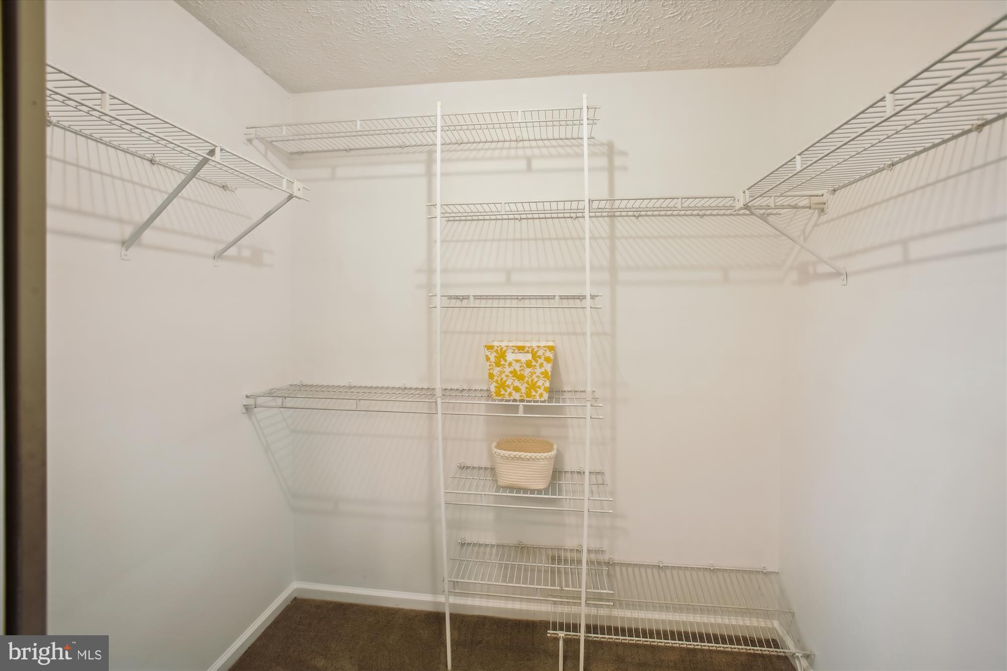 BALLENGER CREEK - Residential