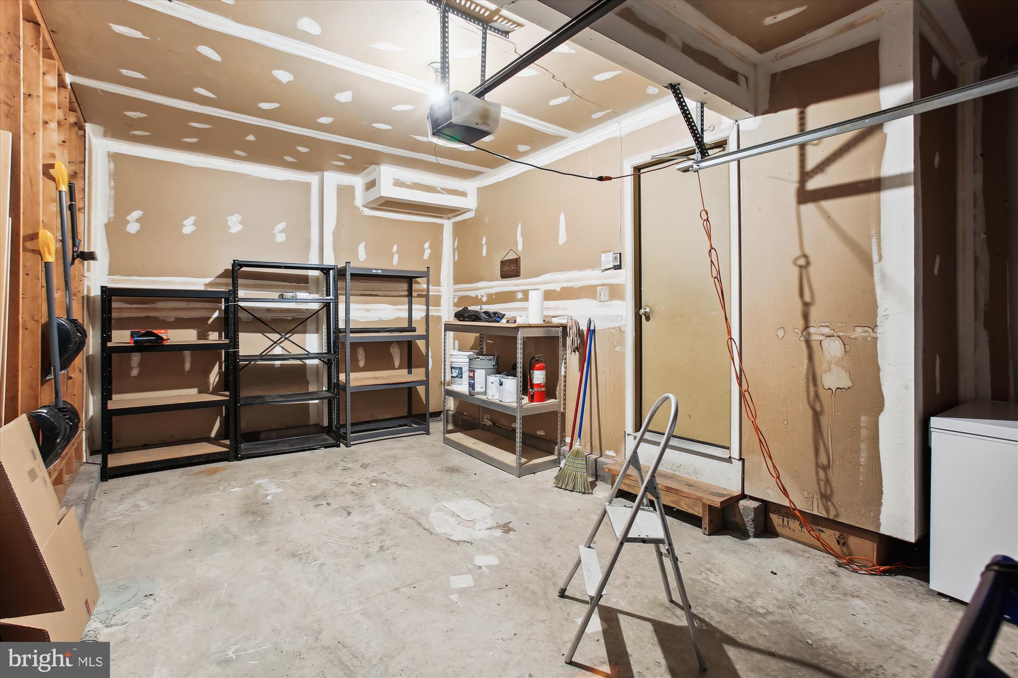 BALLENGER CREEK - Residential