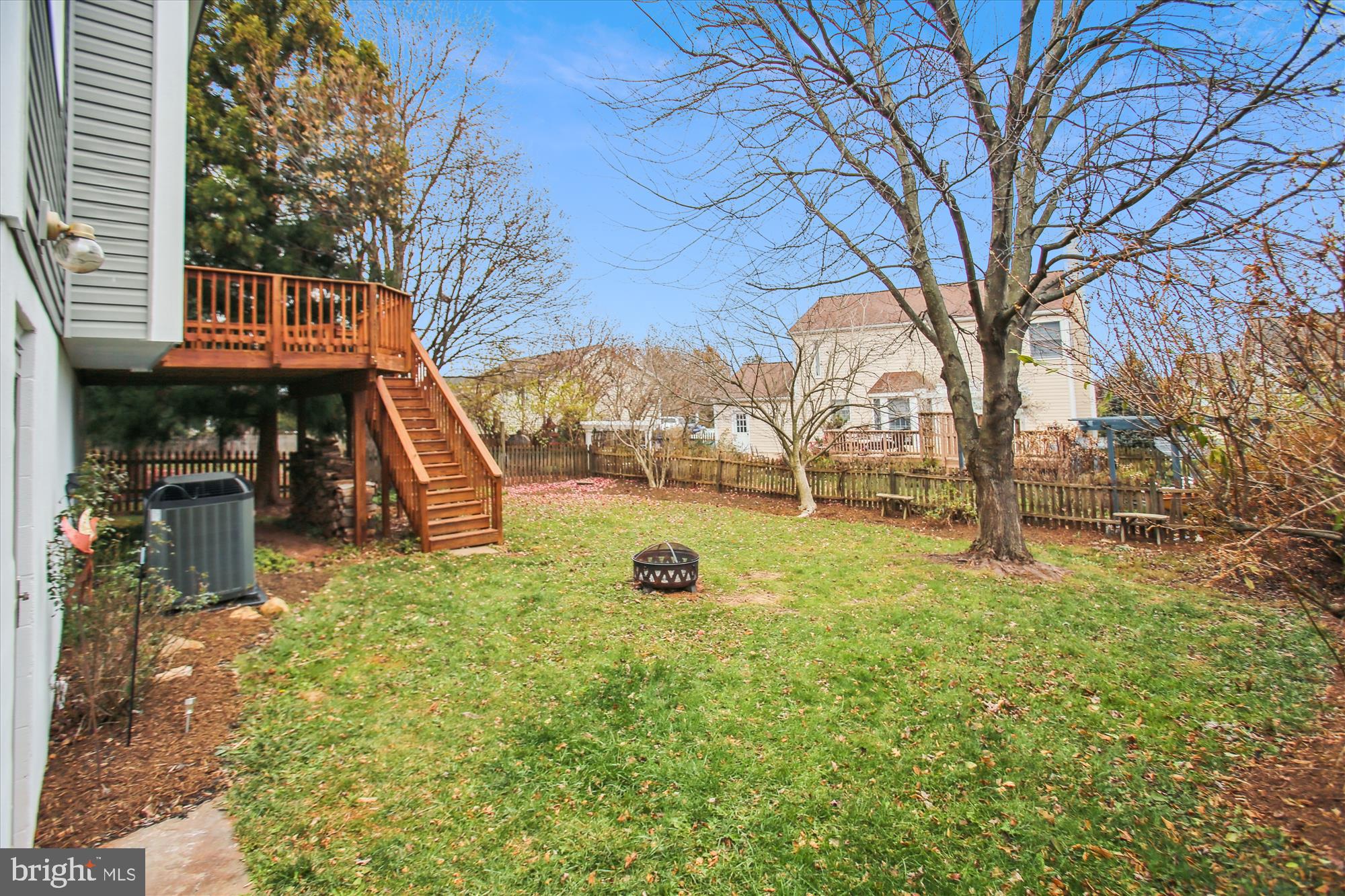 BALLENGER CREEK - Residential