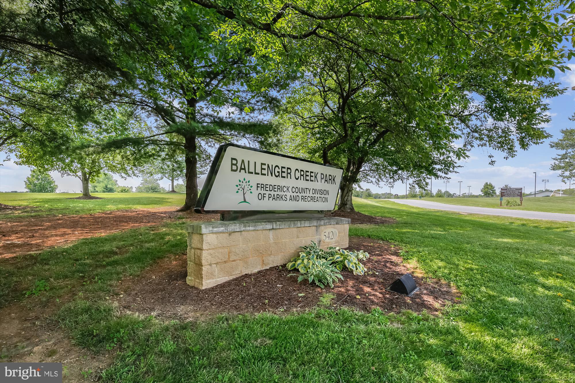 BALLENGER CREEK - Residential