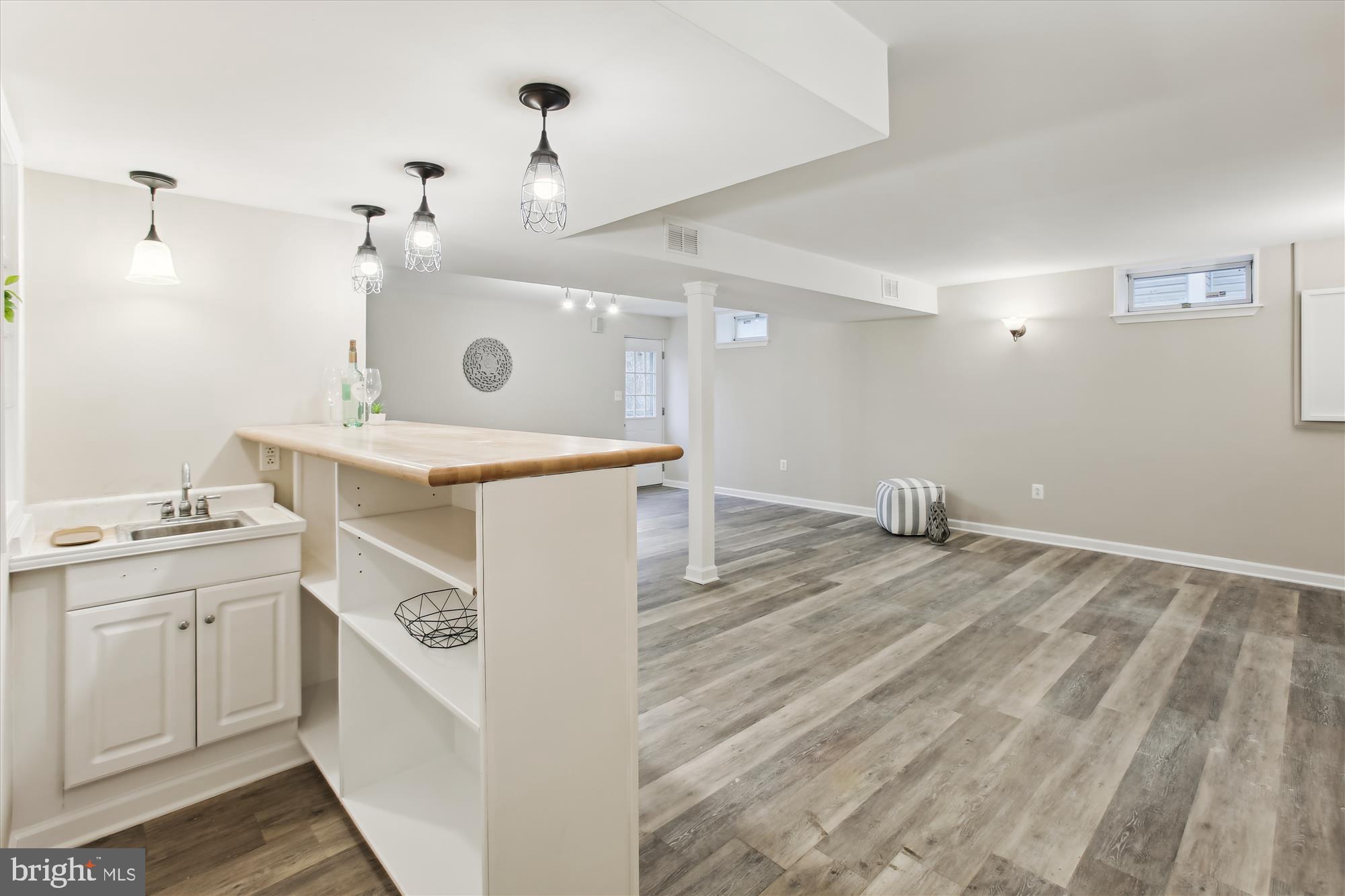 BALLENGER CREEK - Residential