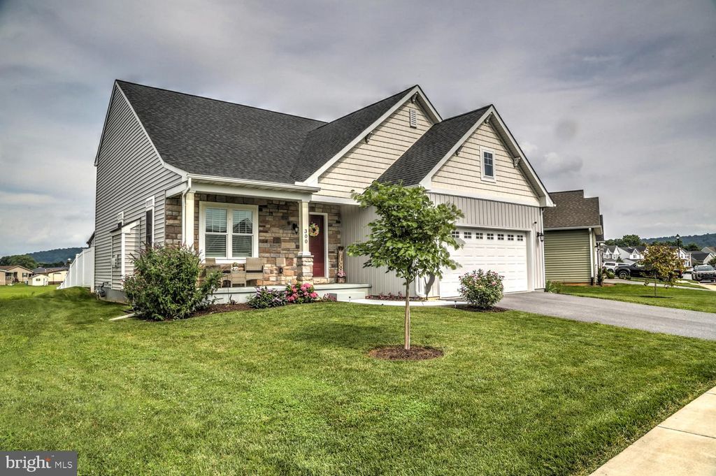 Photo of 300 Jared Way, NEW HOLLAND, PA 17557 (MLS # PALA2075304)