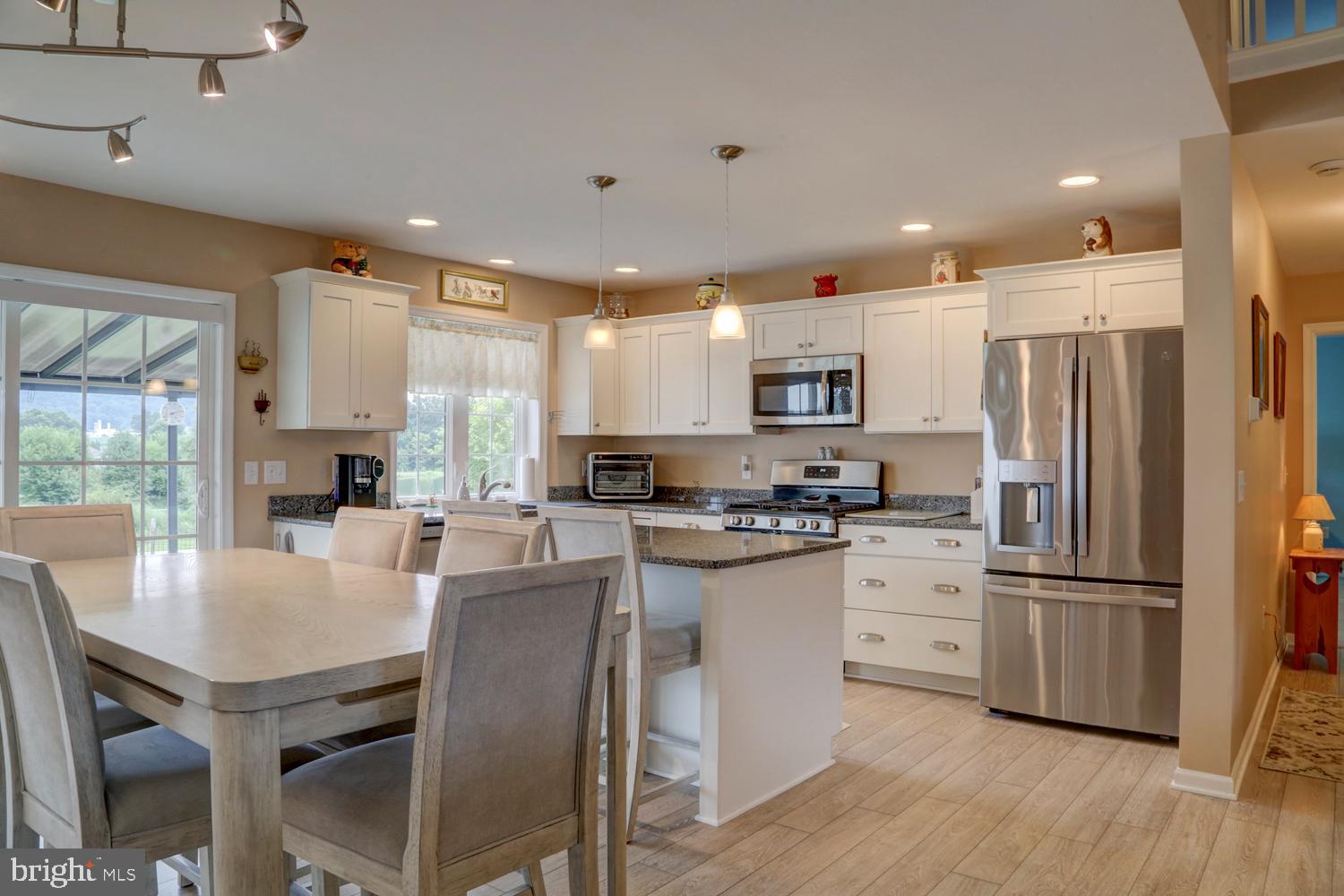 THE LANDINGS AT GARDEN SPOT RESERVE - Residential