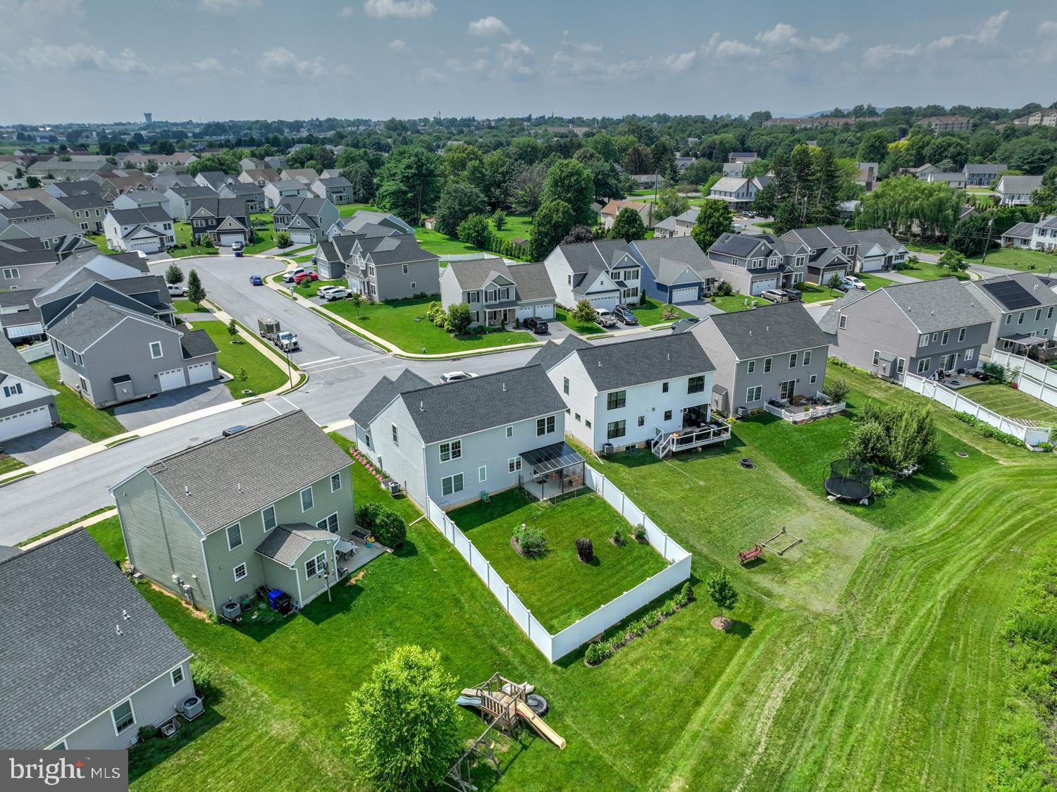 THE LANDINGS AT GARDEN SPOT RESERVE - Residential