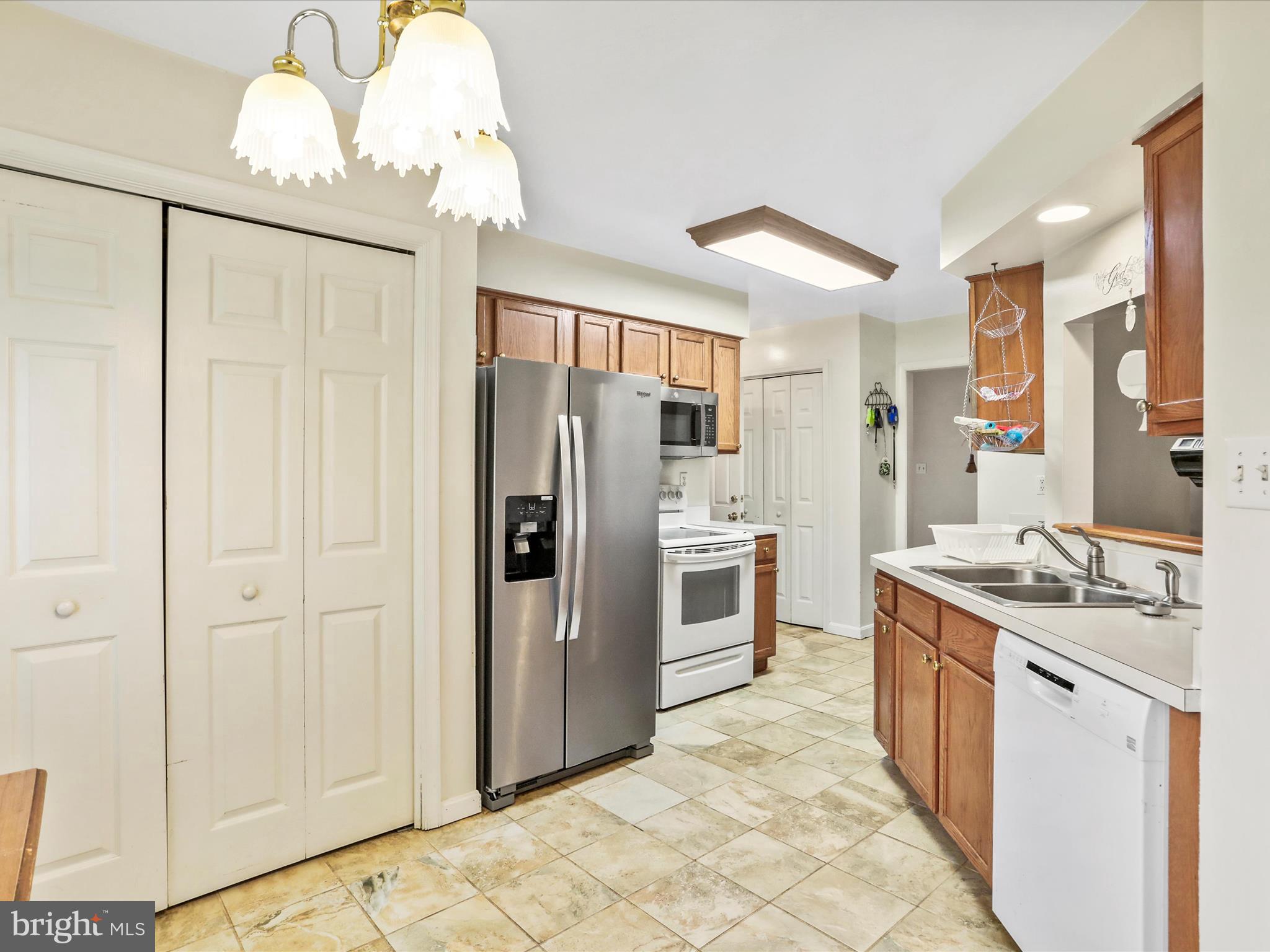 SPRING MILLS - Residential