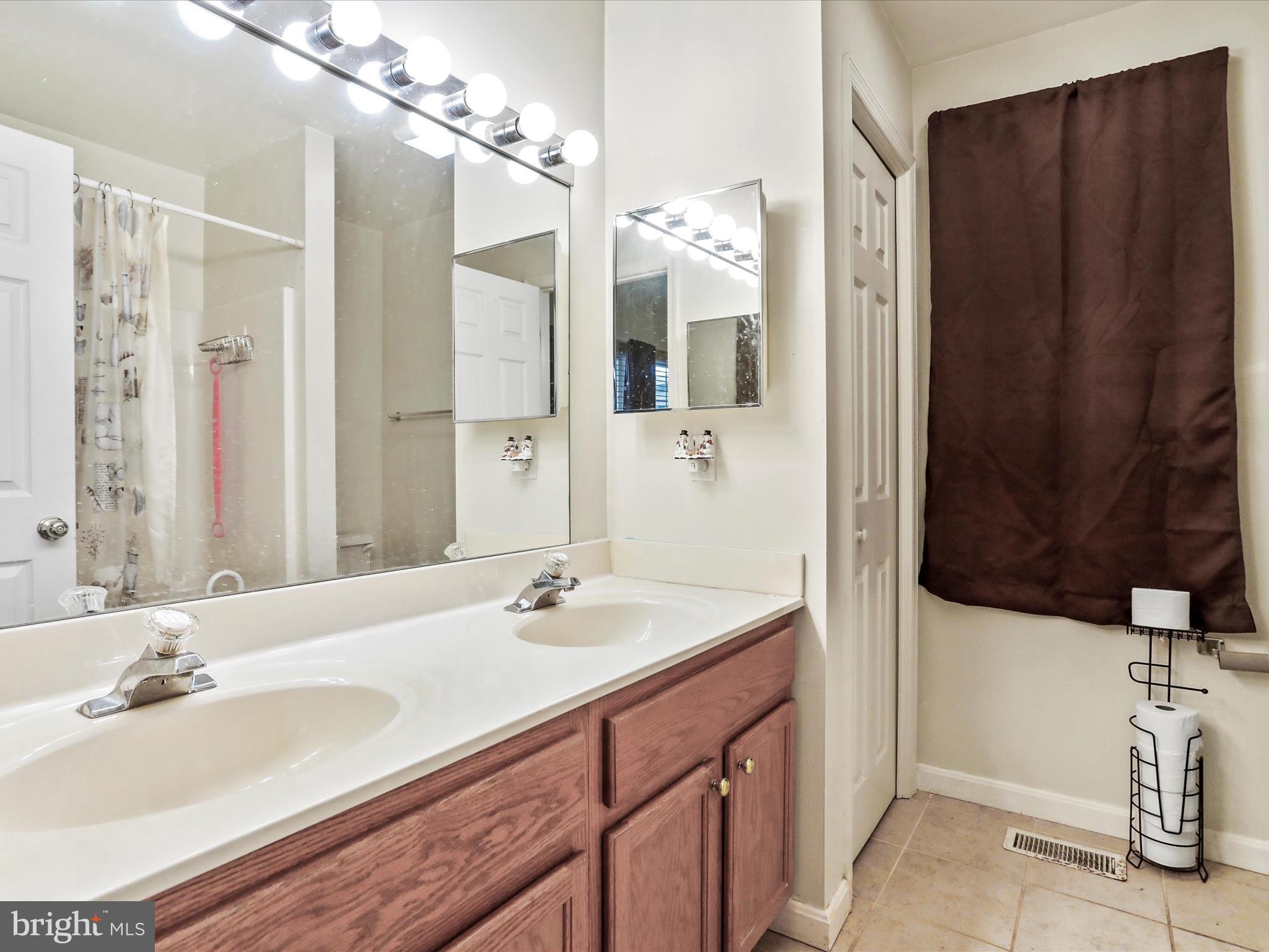 SPRING MILLS - Residential