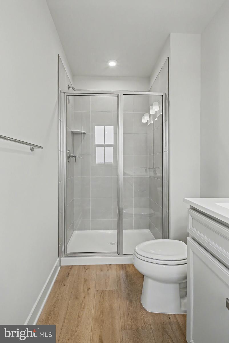 COURTHOUSE COMMONS - Residential Lease