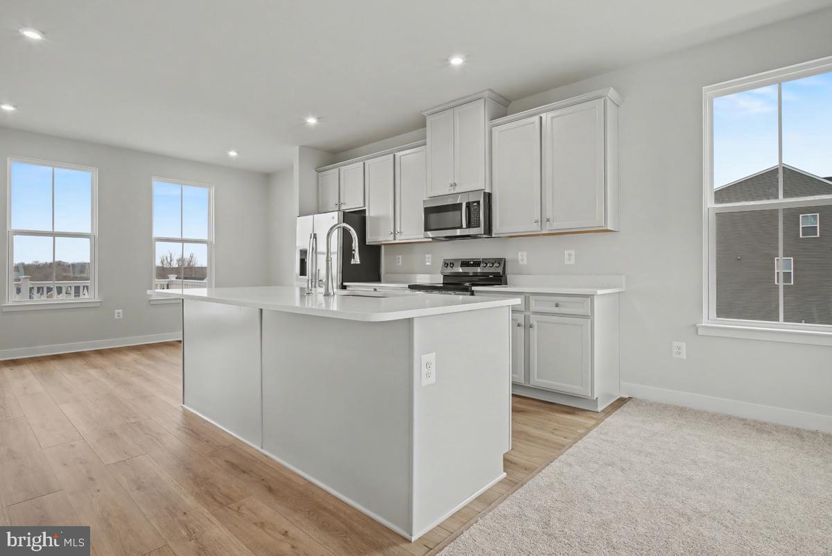 COURTHOUSE COMMONS - Residential Lease