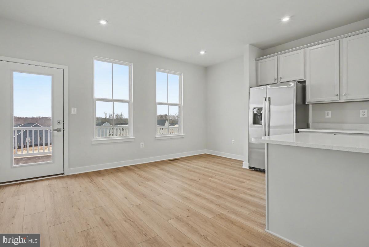 COURTHOUSE COMMONS - Residential Lease