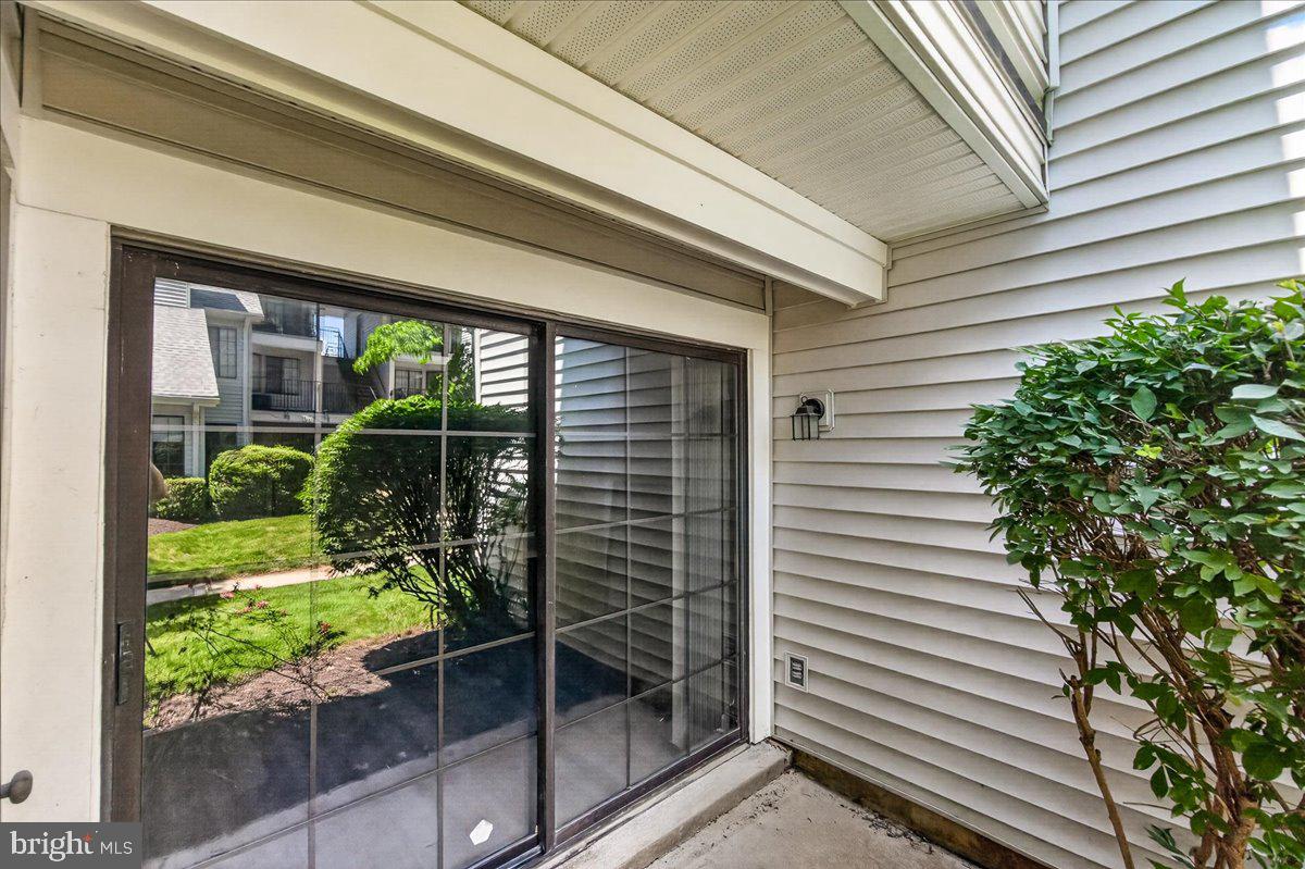 1603 CARRIAGE HOUSE TERRACE 1603-D