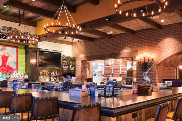 ONE LOUDOUN - Residential