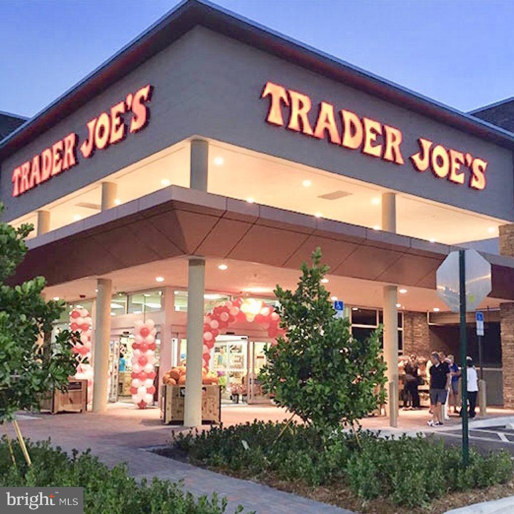 ONE LOUDOUN - Residential