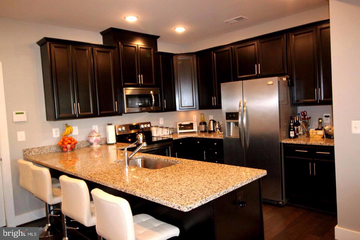 44758 TIVERTON SQUARE