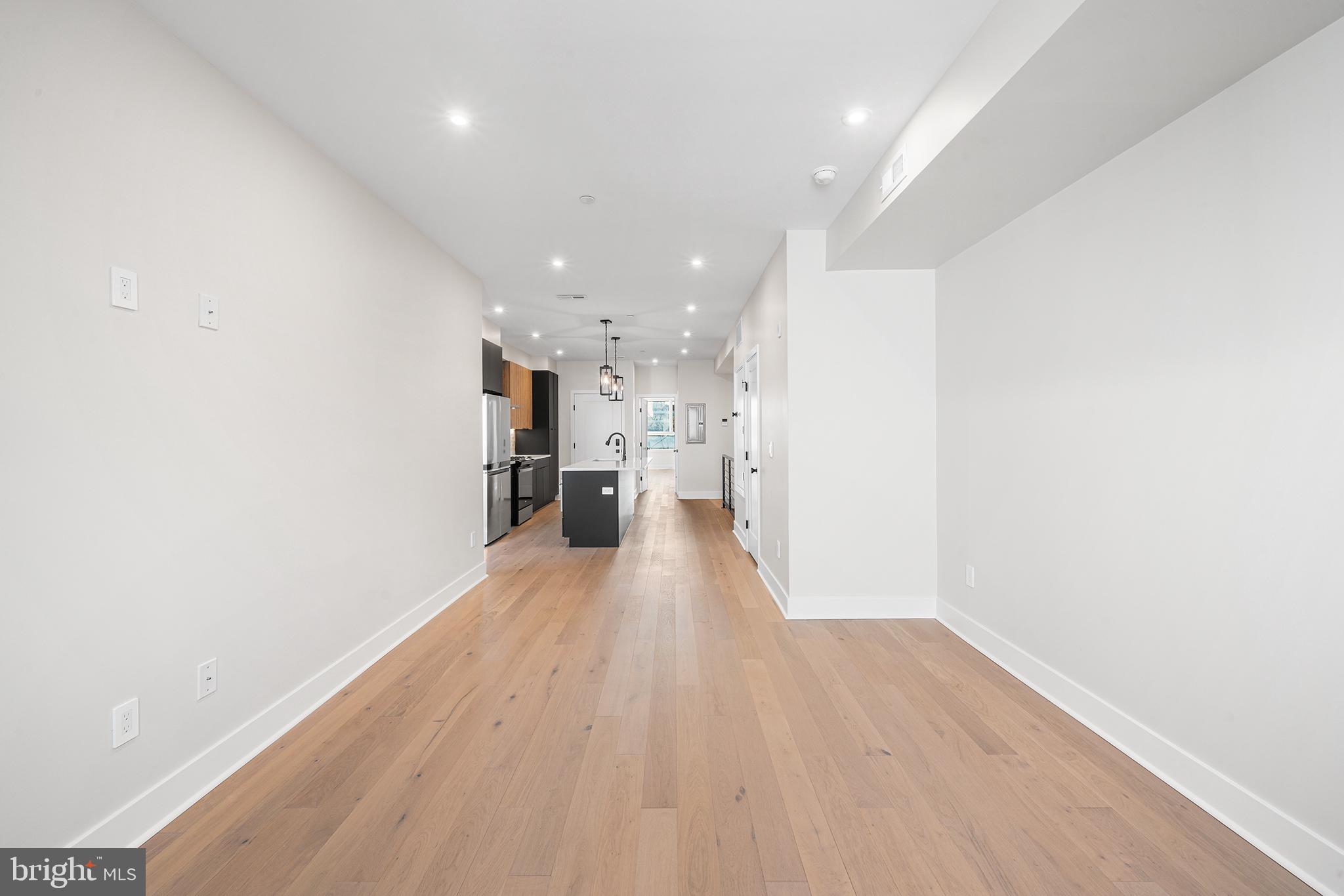 OLDE KENSINGTON - Residential Lease