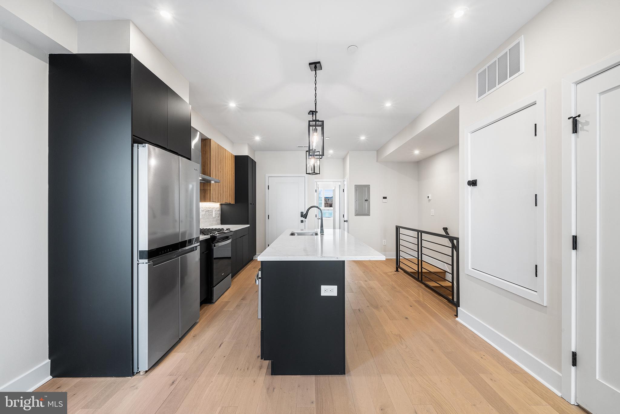 OLDE KENSINGTON - Residential Lease