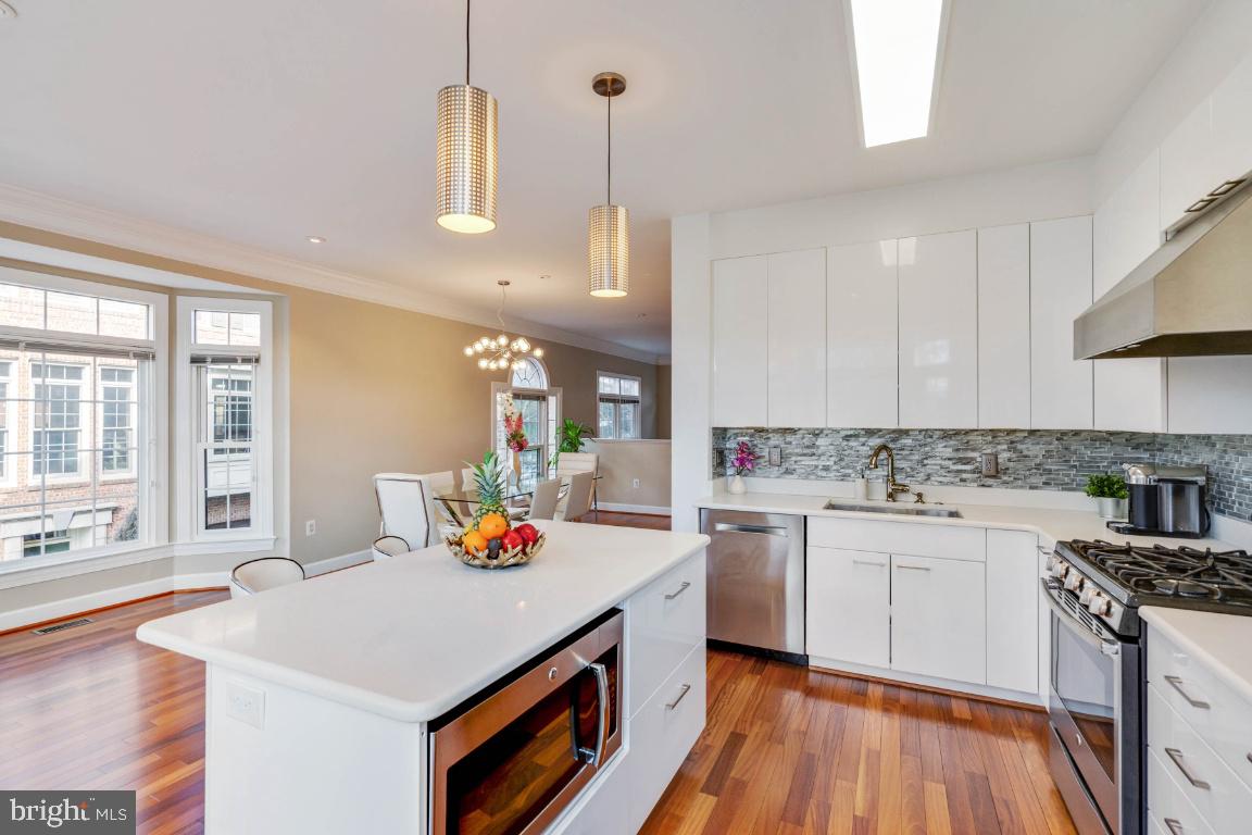 BALLSTON CREST - Residential