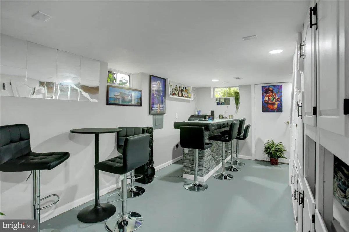 Chambersburg, Pennsylvania 17202, United States, 4 Bedrooms Bedrooms, ,4 BathroomsBathrooms,Residential,Active,166701